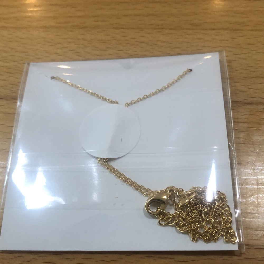 NIP Sweet Tiny Goldtone Cat Necklace - Picture 3 of 3